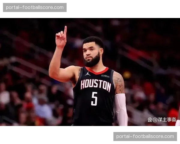 现场报道：火箭队启用全新换防策略，有效遏制对手核心后卫