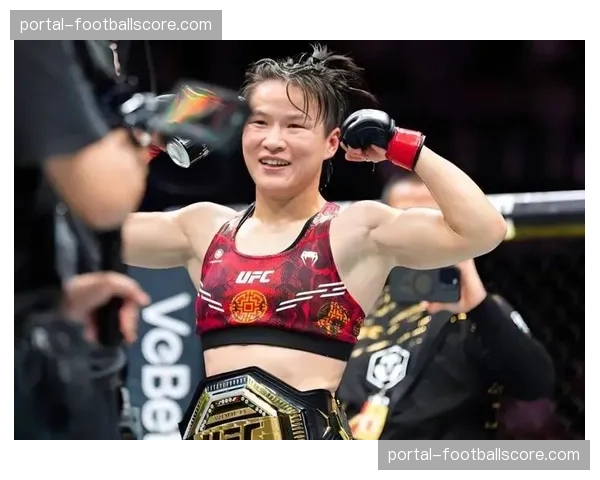 数据分析：近五年UFC终结率变化，显示缠斗技术在冠军级比赛中重要性回升